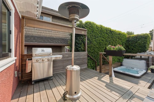 1250 11Th Avenue E, Vancouver, BC 