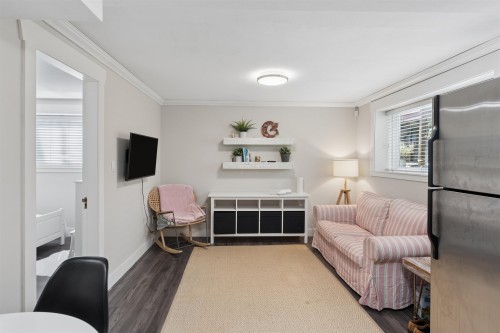 1250 11Th Avenue E, Vancouver, BC 
