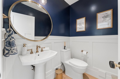 1250 11Th Avenue E, Vancouver, BC 