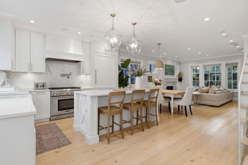 1242 23Rd Avenue E, Vancouver, BC 