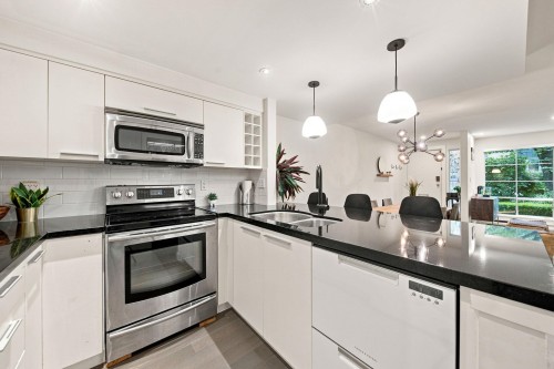 3062 Willow Street, Vancouver, BC 
