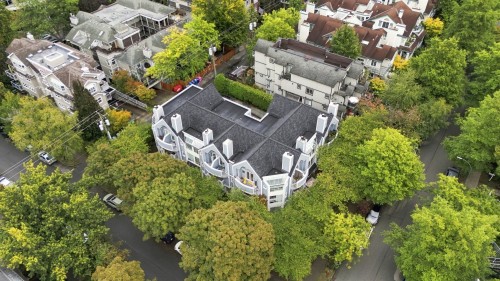 3062 Willow Street, Vancouver, BC 