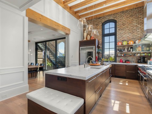 3305 Point Grey Road, Vancouver, BC 