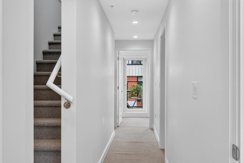 561 29Th Avenue W, Vancouver, BC 