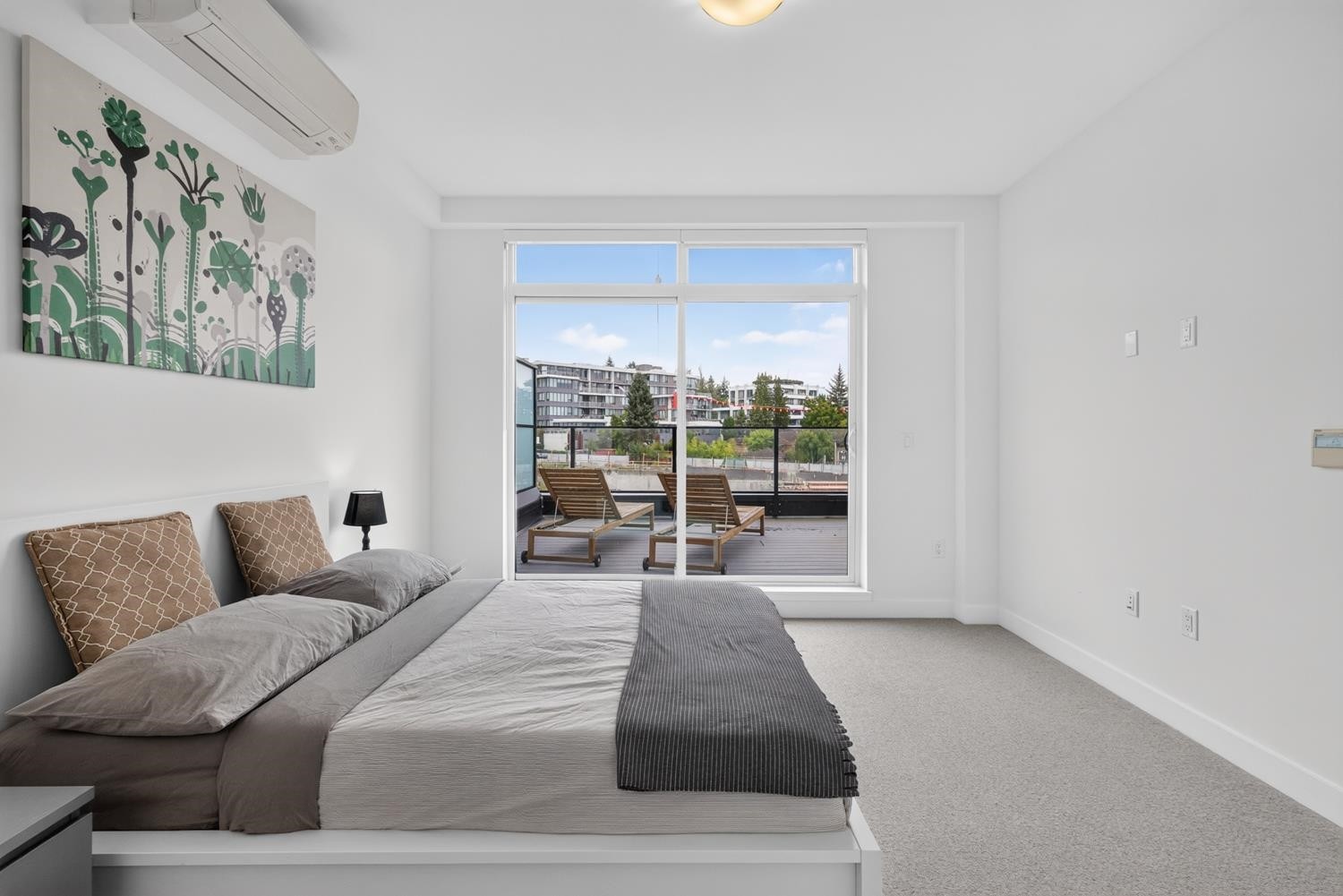 561 29Th Avenue W, Vancouver, BC