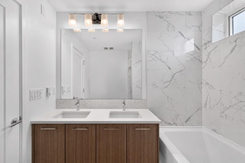 561 29Th Avenue W, Vancouver, BC 