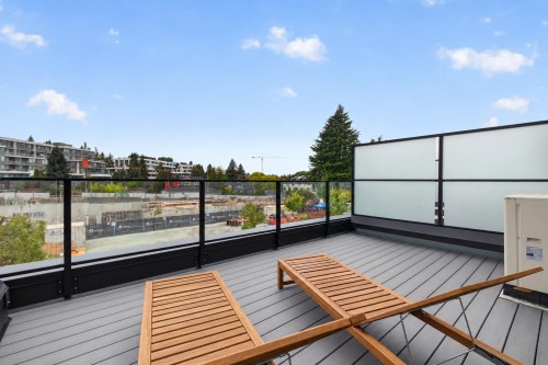 561 29Th Avenue W, Vancouver, BC 