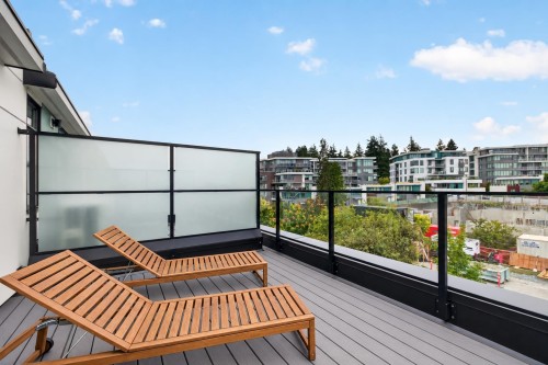 561 29Th Avenue W, Vancouver, BC 
