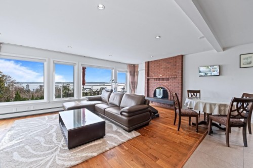 2272 Nelson Avenue, West Vancouver, BC 
