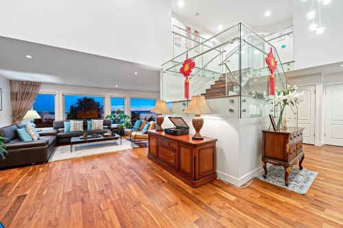 2272 Nelson Avenue, West Vancouver, BC 