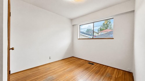 817 64Th Avenue W, Vancouver, BC 
