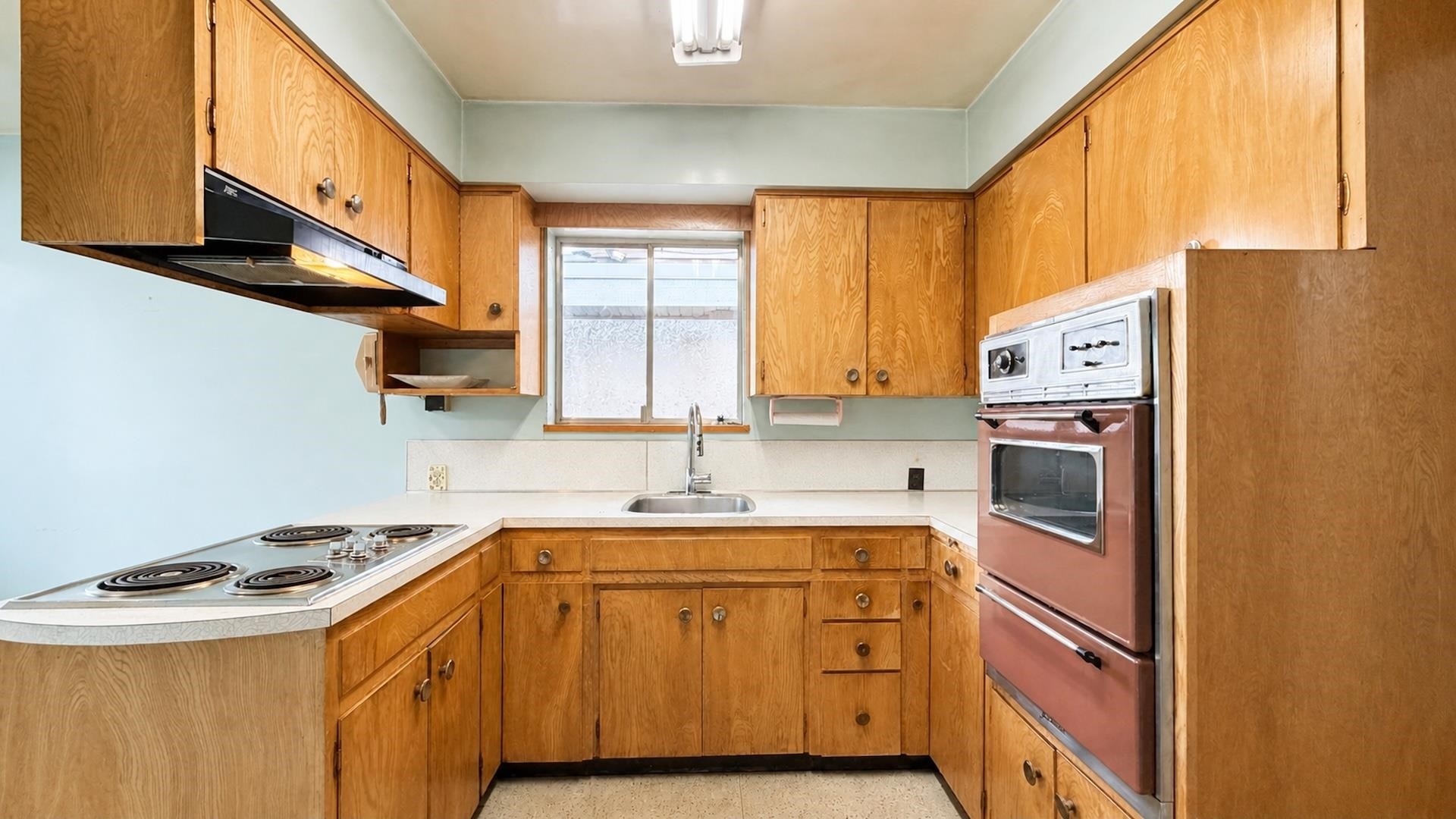 817 64Th Avenue W, Vancouver, BC