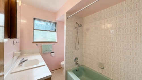 817 64Th Avenue W, Vancouver, BC 