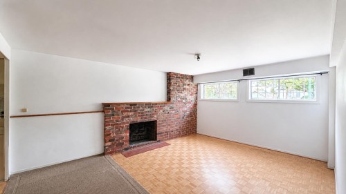 817 64Th Avenue W, Vancouver, BC 