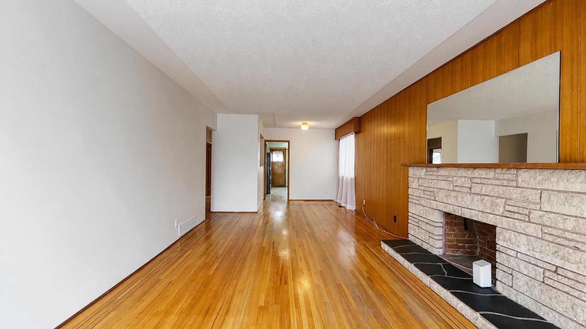 817 64Th Avenue W, Vancouver, BC