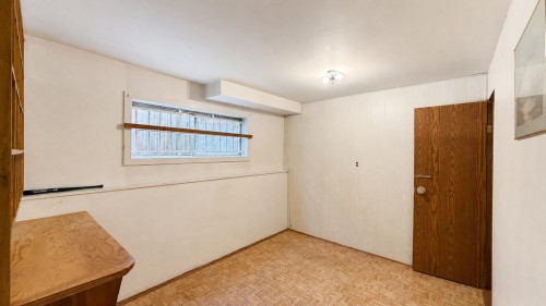 817 64Th Avenue W, Vancouver, BC 