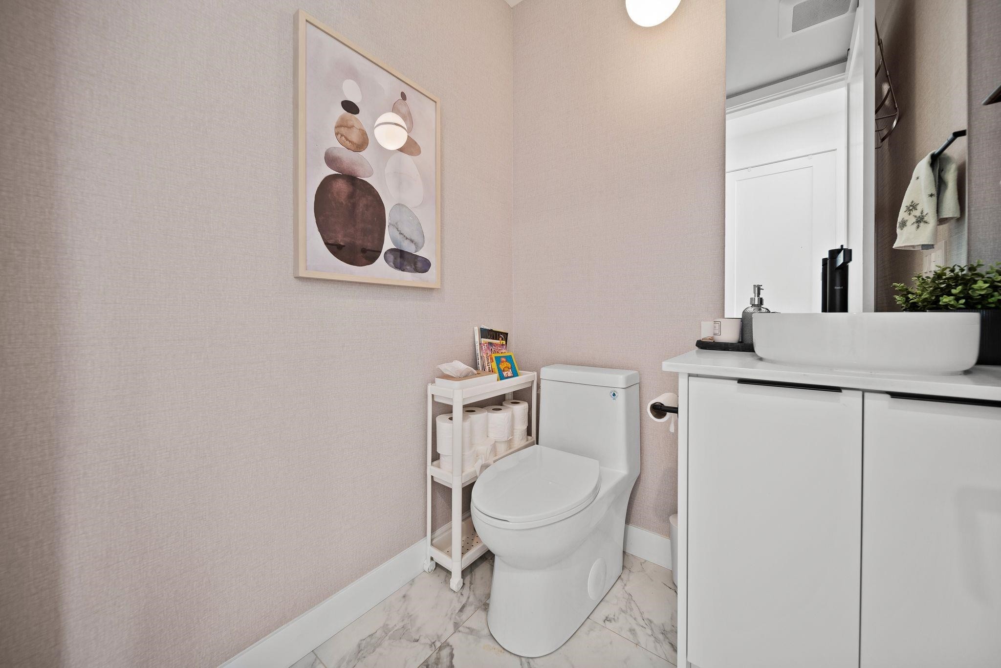1438 17Th Avenue E, Vancouver, BC