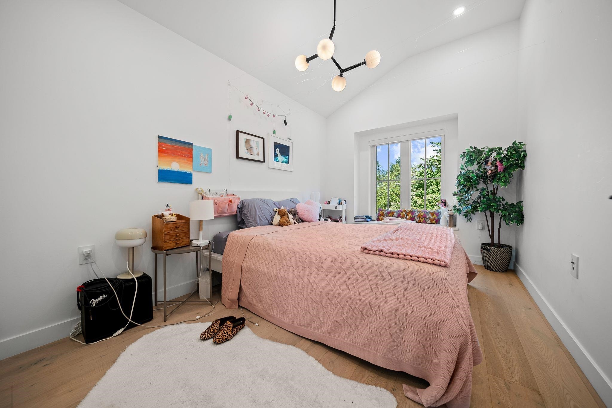 1438 17Th Avenue E, Vancouver, BC