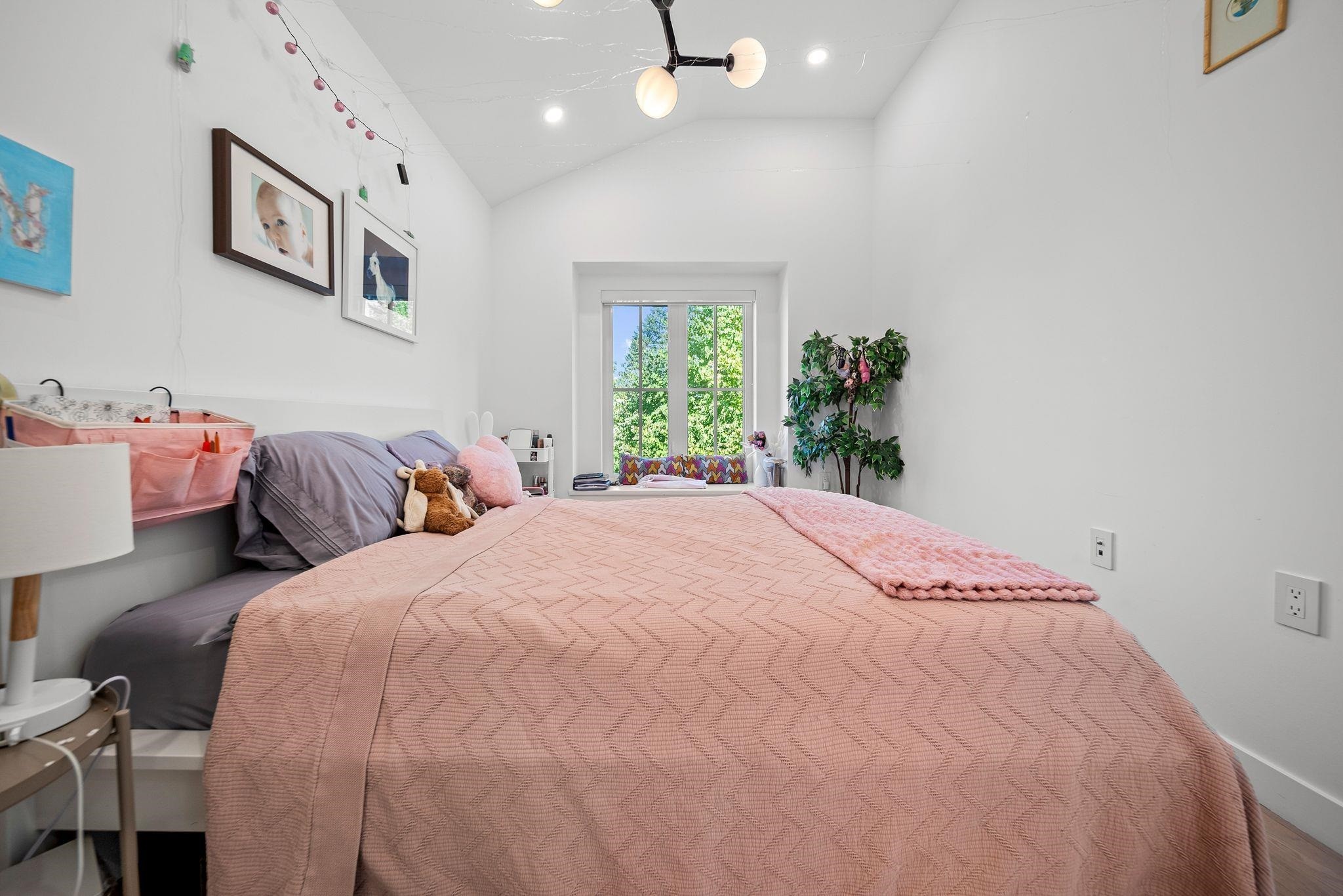 1438 17Th Avenue E, Vancouver, BC