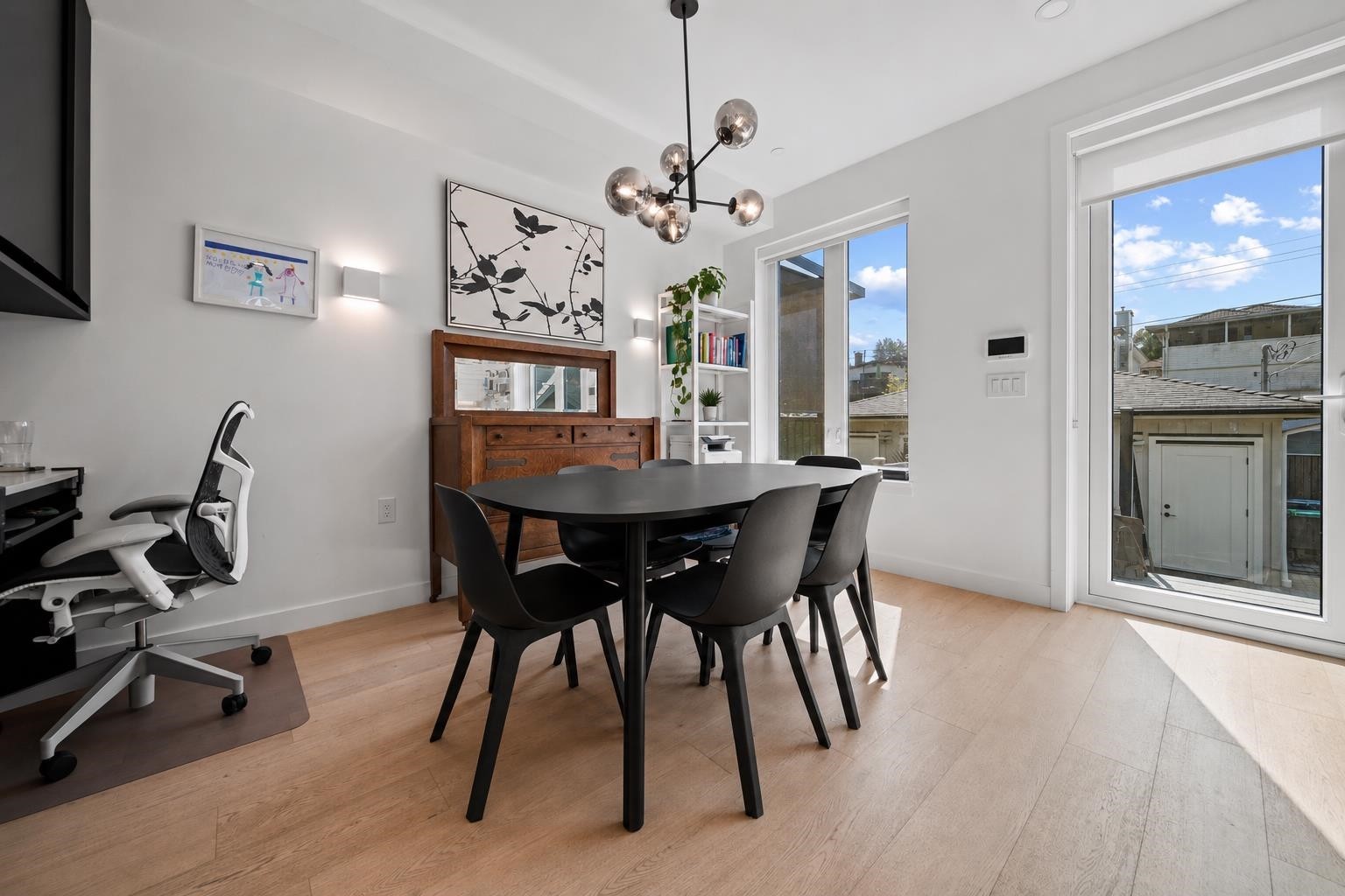 1438 17Th Avenue E, Vancouver, BC