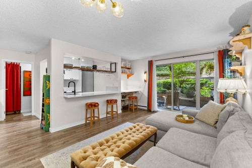210-9867 Manchester Drive  Burnaby, BC V3N 4P6