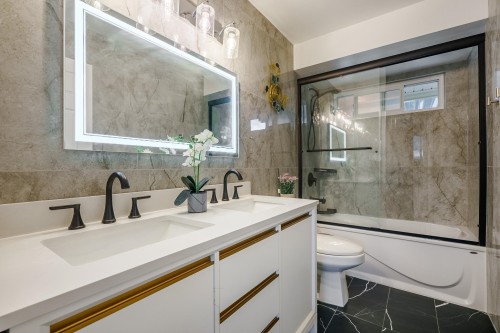 1121 Prairie Avenue, Port Coquitlam, BC 