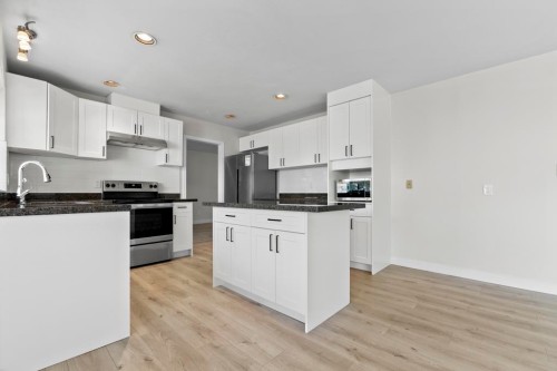 1830 Walnut Crescent, Coquitlam, BC 