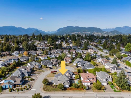 1830 Walnut Crescent, Coquitlam, BC 