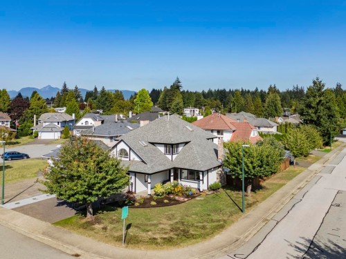 1830 Walnut Crescent, Coquitlam, BC 