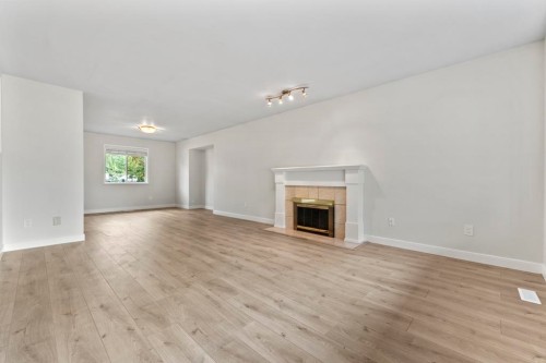 1830 Walnut Crescent, Coquitlam, BC 