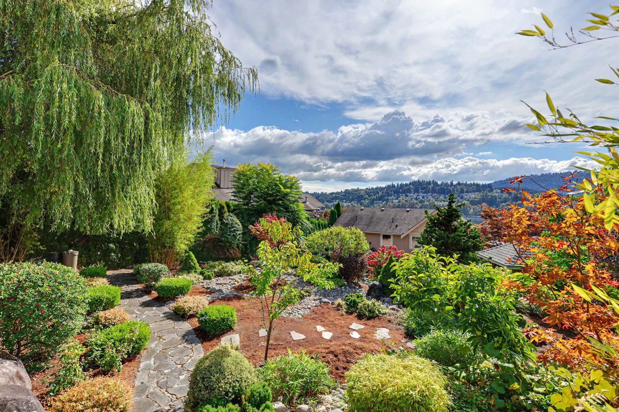 1123 Ioco Road, Port Moody, BC
