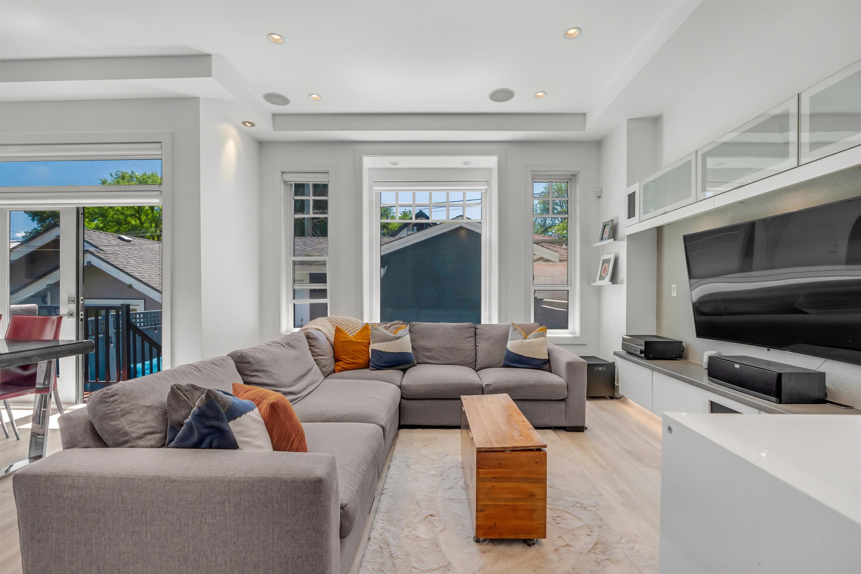 730 11Th Avenue E, Vancouver, BC