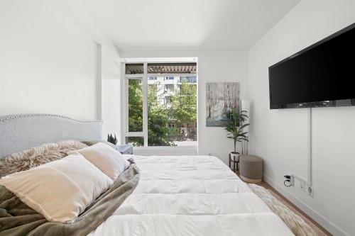 70 1St Avenue W, Vancouver, BC 