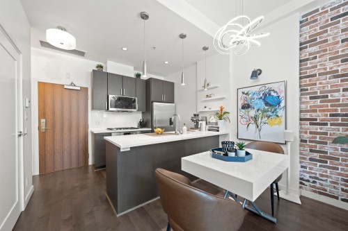 70 1St Avenue W, Vancouver, BC 