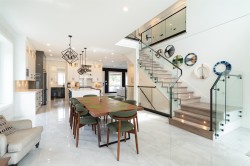 5675 Laurel Street Burnaby, BC V5G 1N4