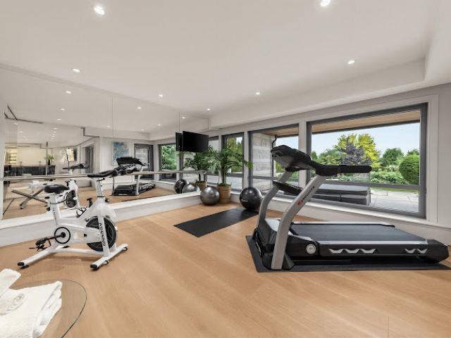 815 King Georges Way, West Vancouver, BC