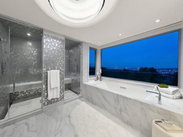 815 King Georges Way, West Vancouver, BC