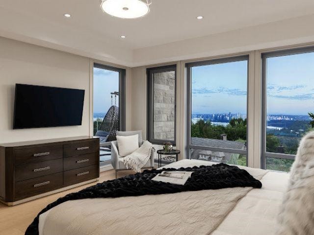 815 King Georges Way, West Vancouver, BC