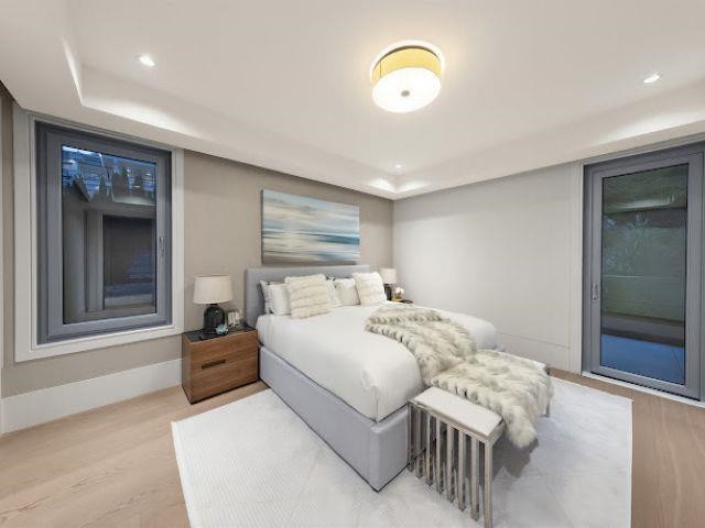 815 King Georges Way, West Vancouver, BC