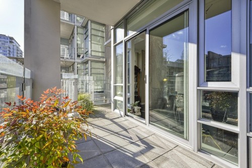 310-1616 Columbia Street, Vancouver, BC 