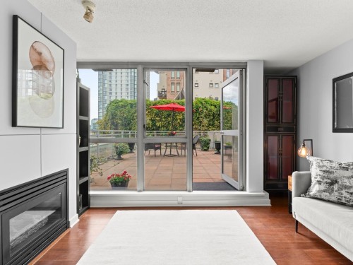 401-1238 Richards Street, Vancouver, BC 