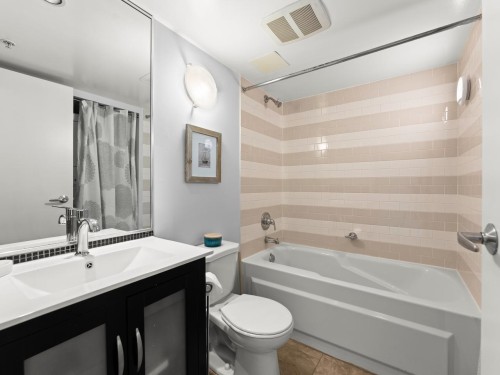 401-1238 Richards Street, Vancouver, BC 