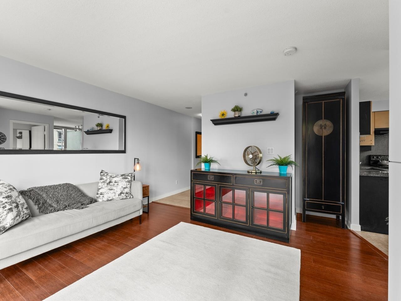 401-1238 Richards Street, Vancouver, BC