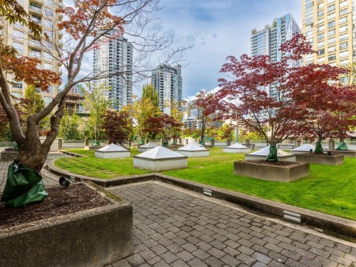 401-1238 Richards Street, Vancouver, BC 