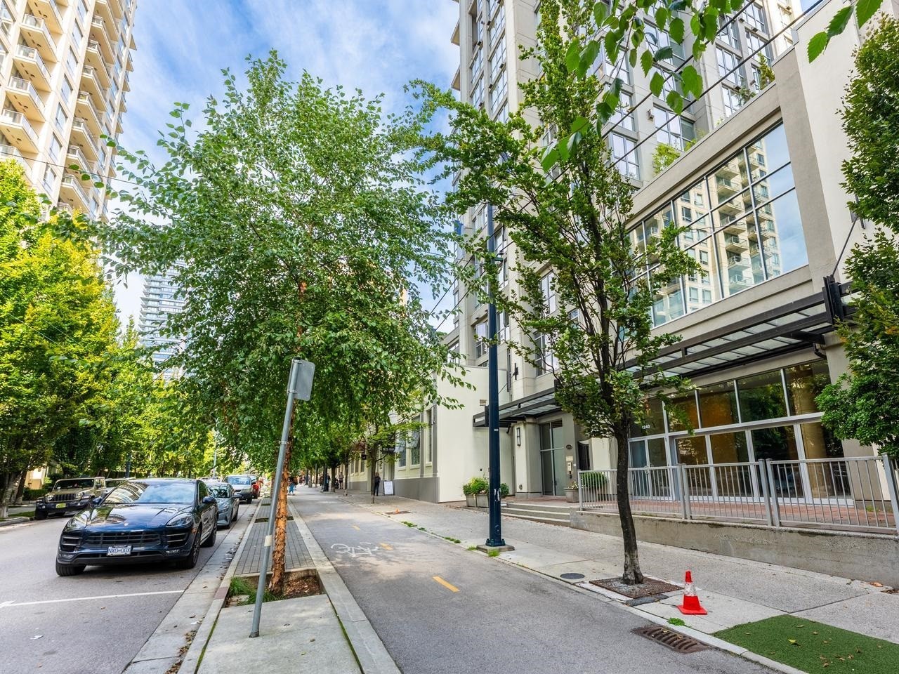 401-1238 Richards Street, Vancouver, BC