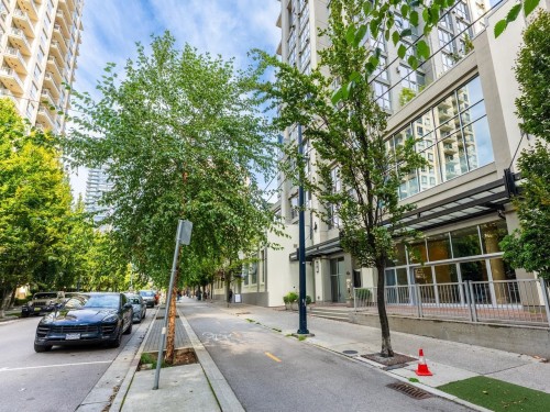 401-1238 Richards Street, Vancouver, BC 