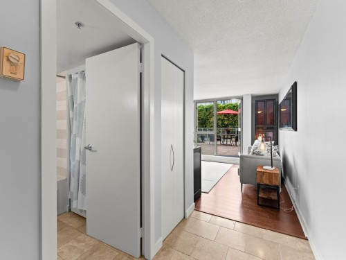 401-1238 Richards Street, Vancouver, BC 