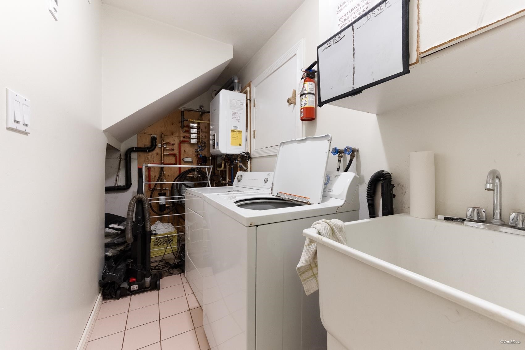 3207 Vimy Crescent, Vancouver, BC