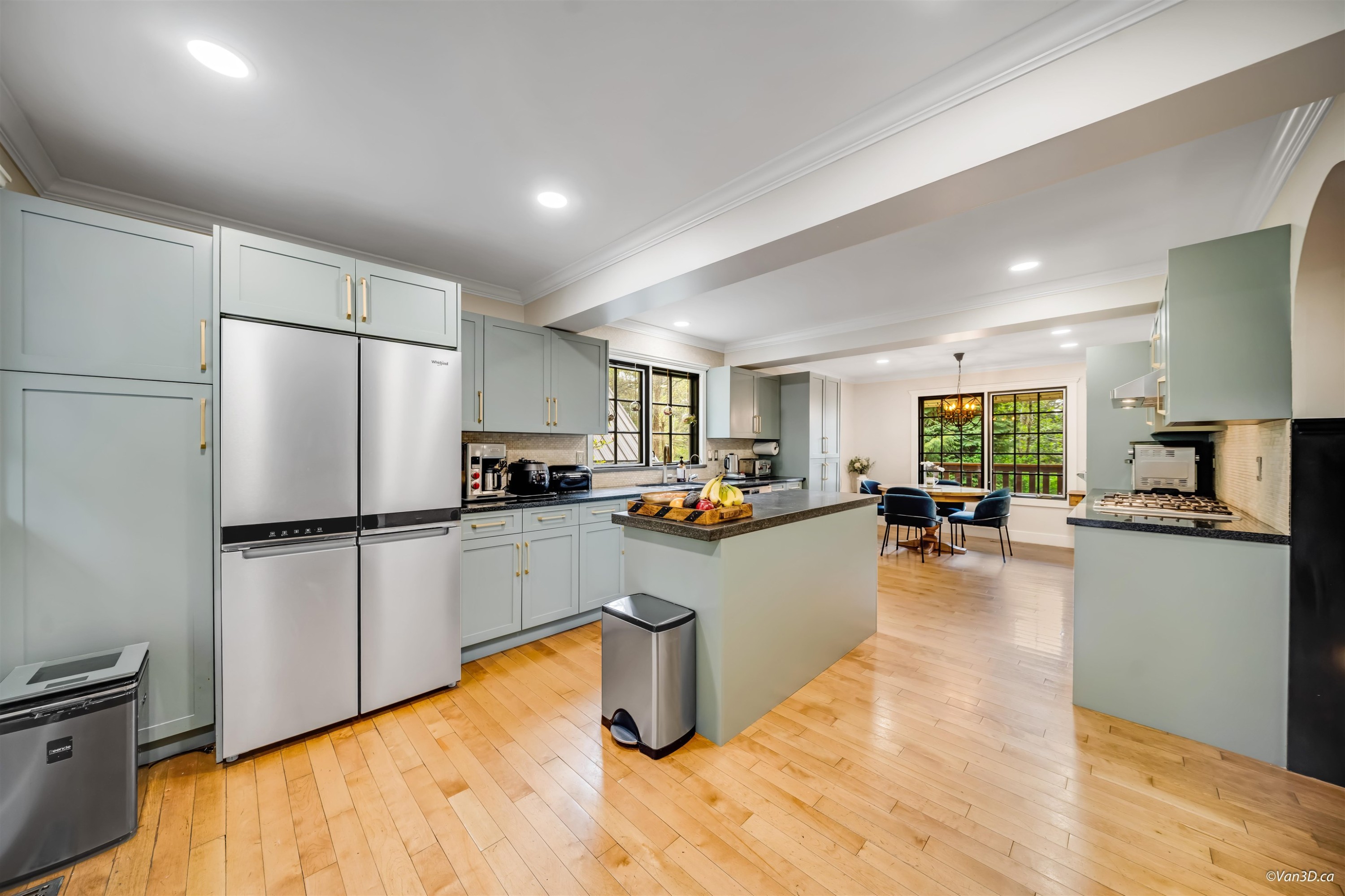 1570 East Road, Anmore, BC