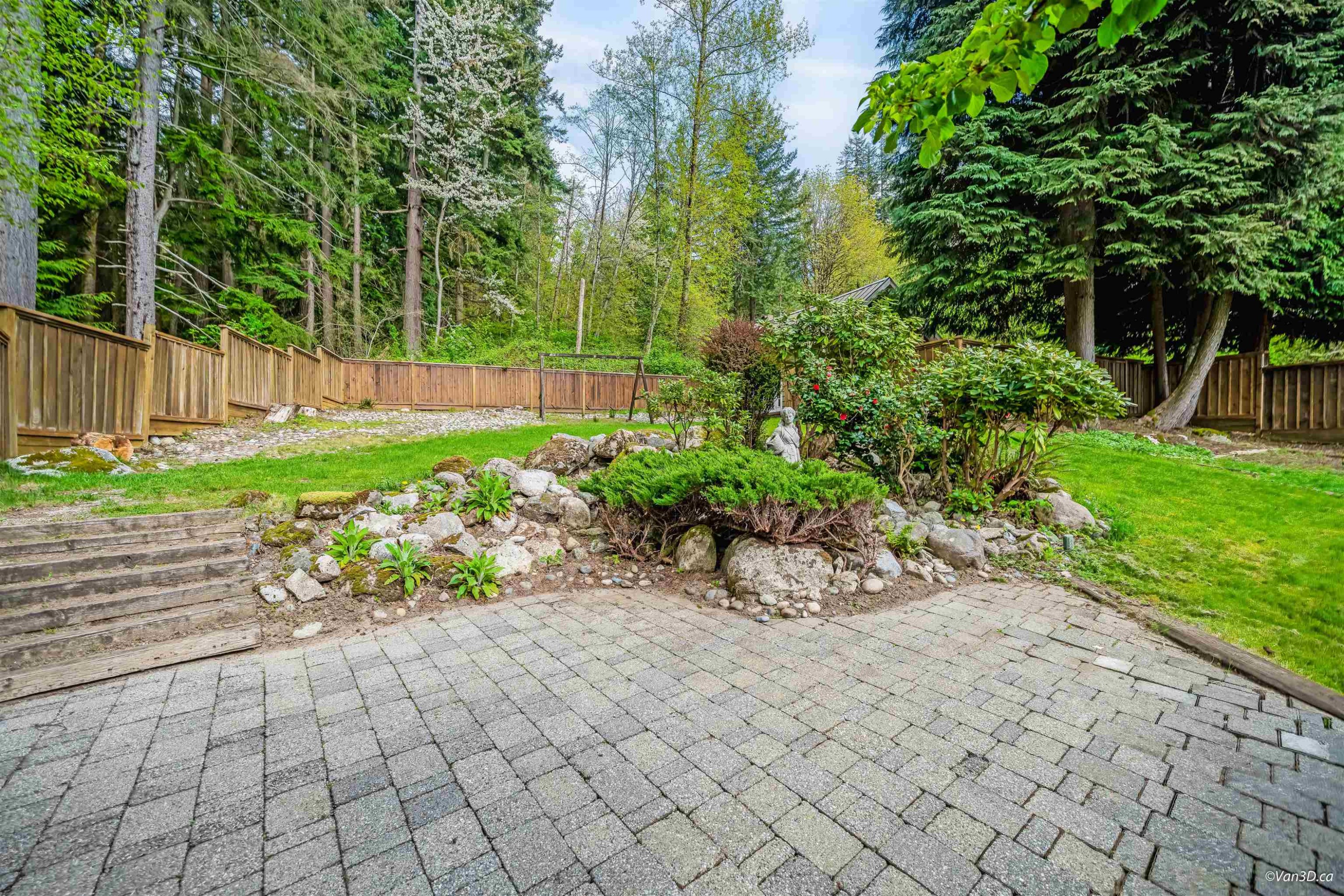 1570 East Road, Anmore, BC